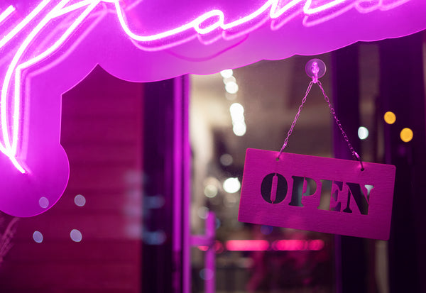 How Much Does It Cost to Run a Neon Sign? (Real UK Numbers)